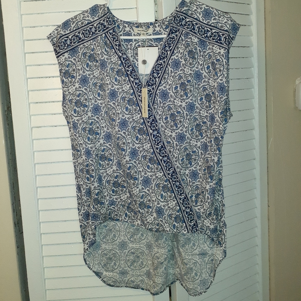 Max studio wrap top